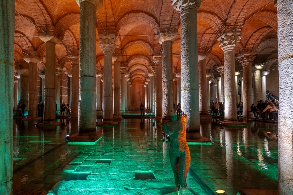 Basilica Cistern: Ancient Design & Function