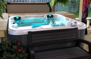 View Hot Tubs Image
